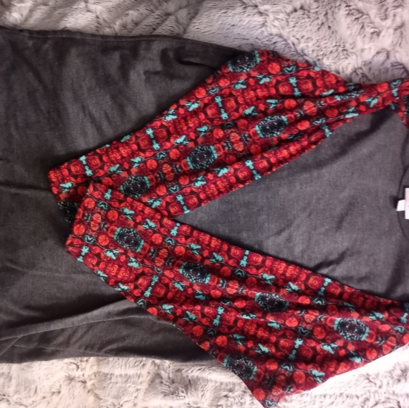 Medium Lularoe Randy - Picture 1 of 1